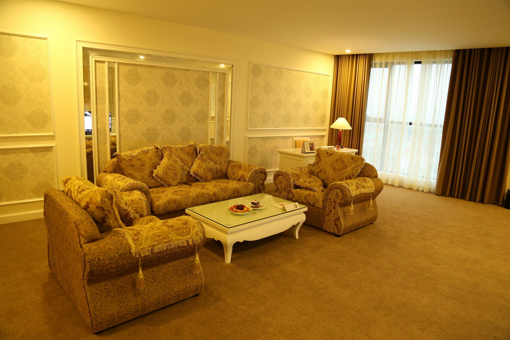 Muong Thanh Grand Quang Tri Hotel Екстер'єр фото